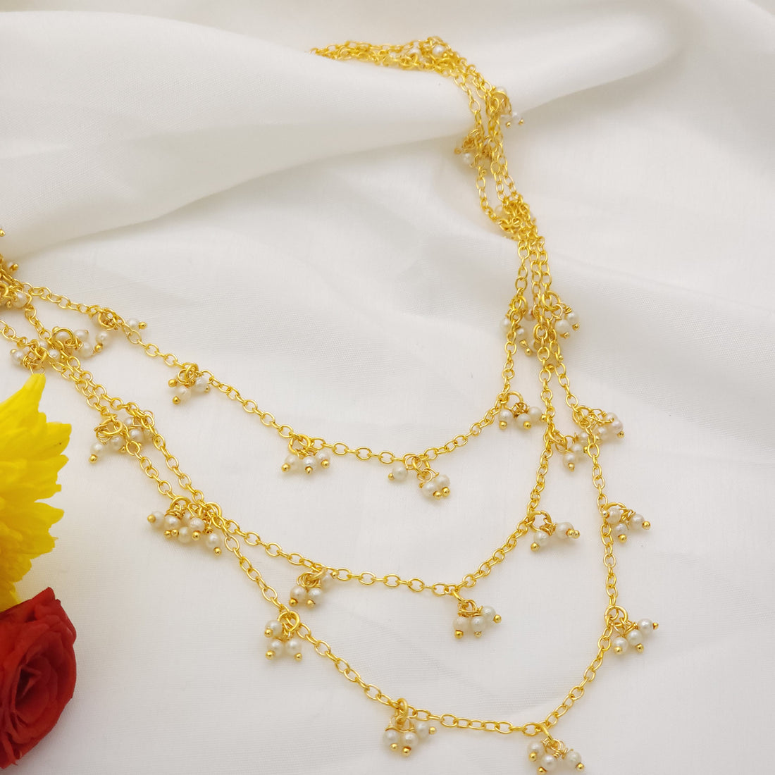 Riwaayat Strings – Triple Layer Pearl Haar