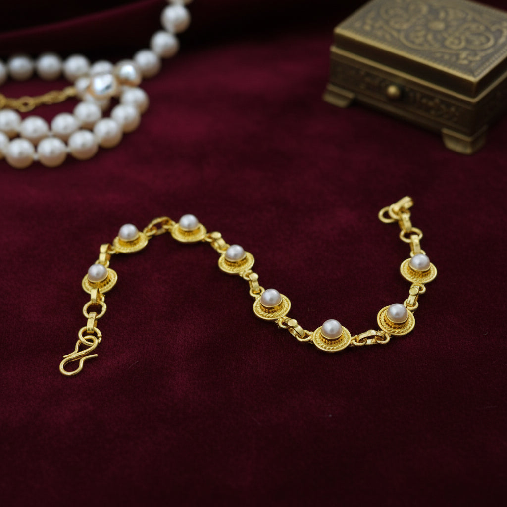 Regal Heritage Pearl Bracelet