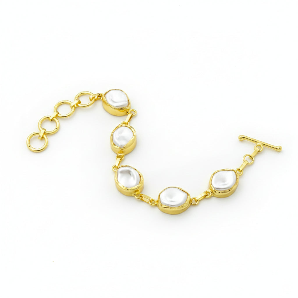 Classic Dewdrop Pearl Bracelet