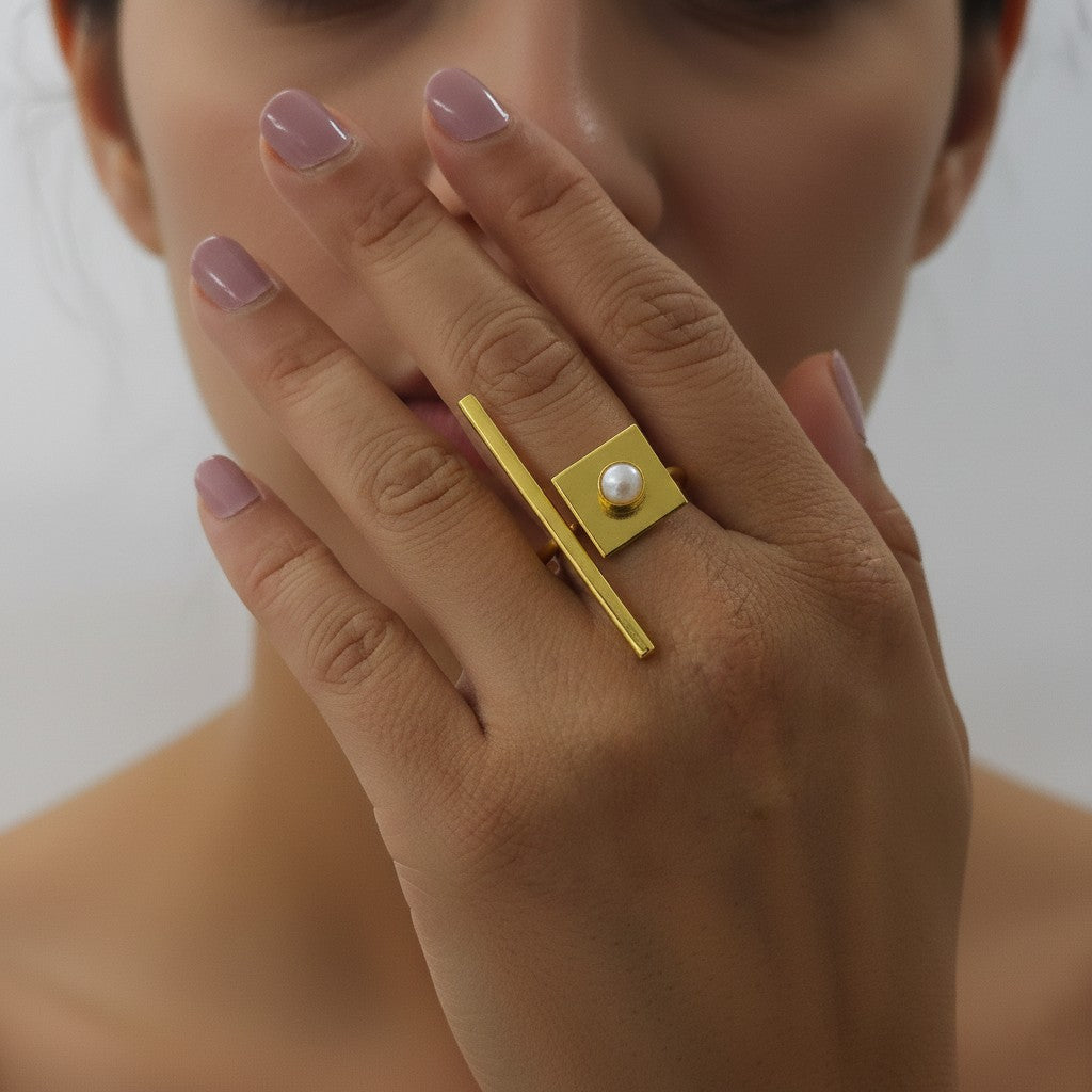 Axis Pearl Statement Ring (Adjustable)