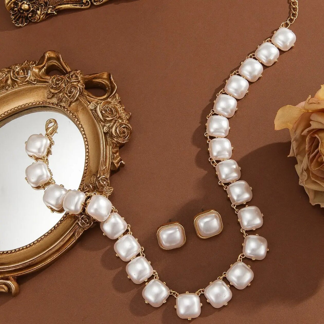 Ivora Square Pearl Necklace Set