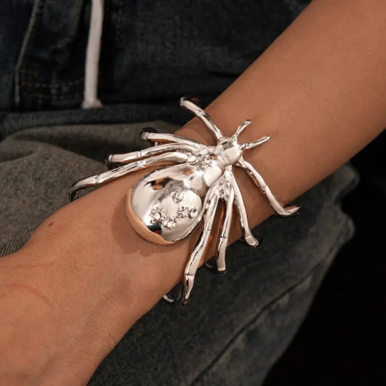 Arachnid Majesty Cuff Bracelet